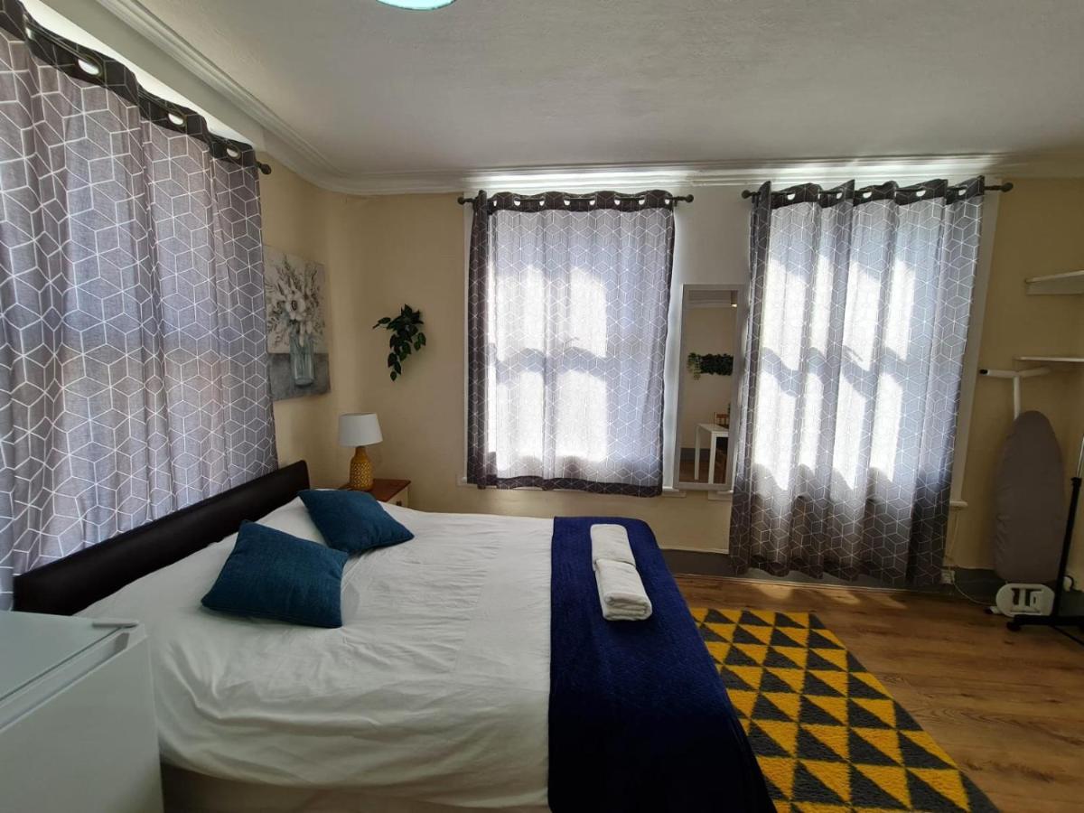 Lovely Private Near Central *