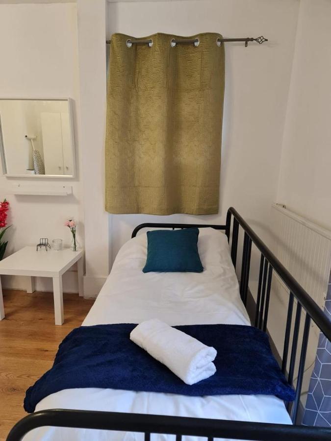 Appartement Lovely Private Near Central Londen