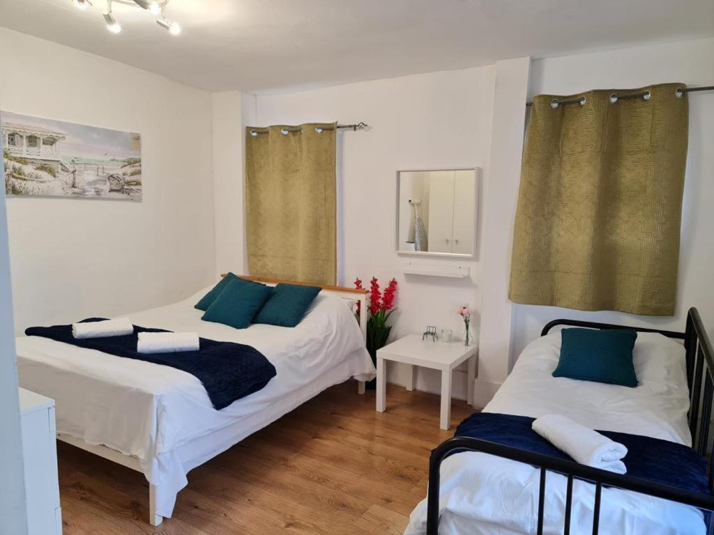 Appartement Lovely Private Near Central Londen