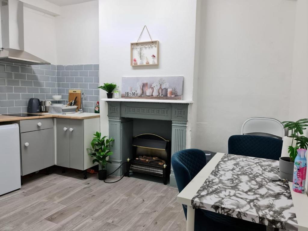 Appartement Lovely Private Near Central